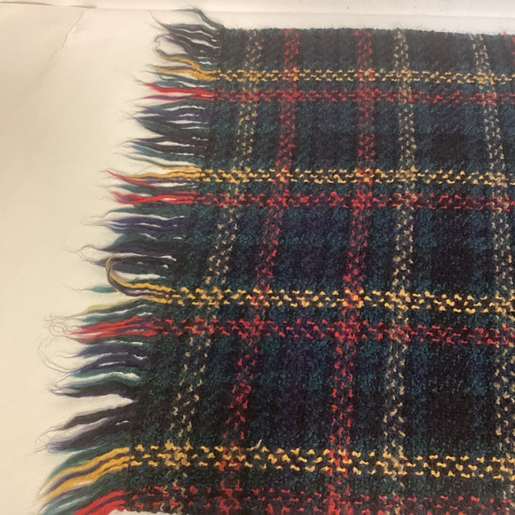 Boyne Valley Weavers Plaid Wool fringed Shawl handle in Ireland Womens one size - Picture 8 of 13